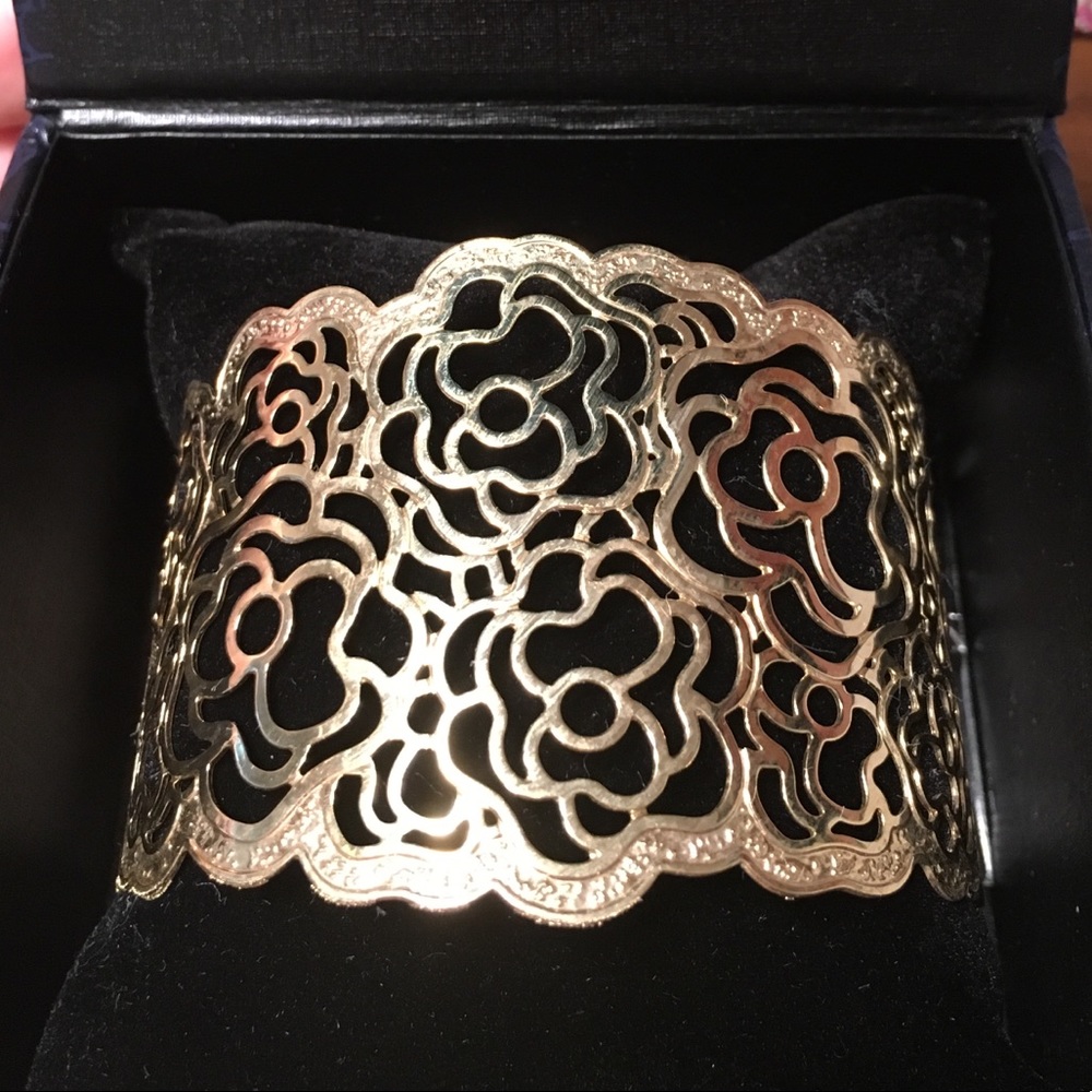 Stauer flower cutout gold cuff